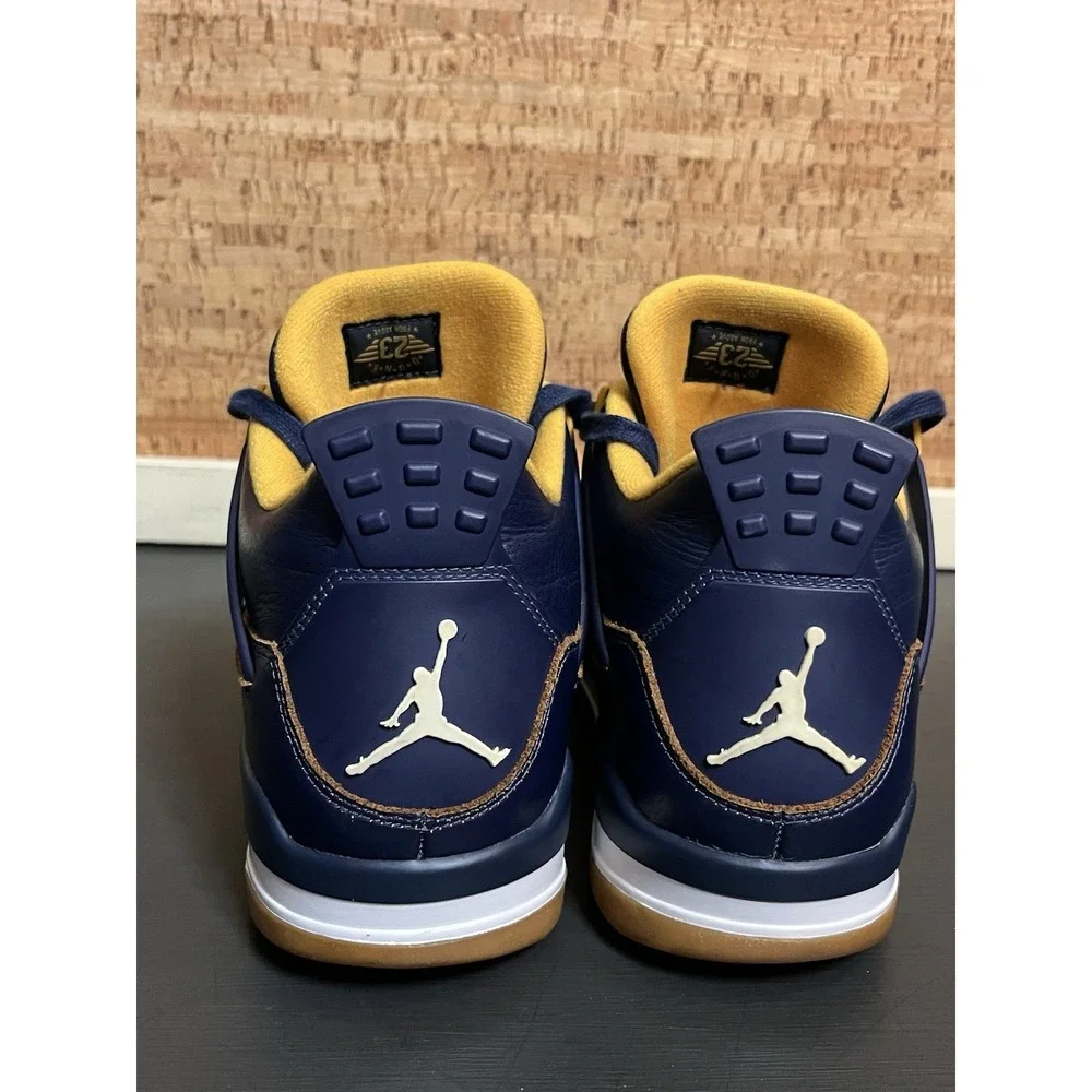 Nike Air Jordan 4 Retro 